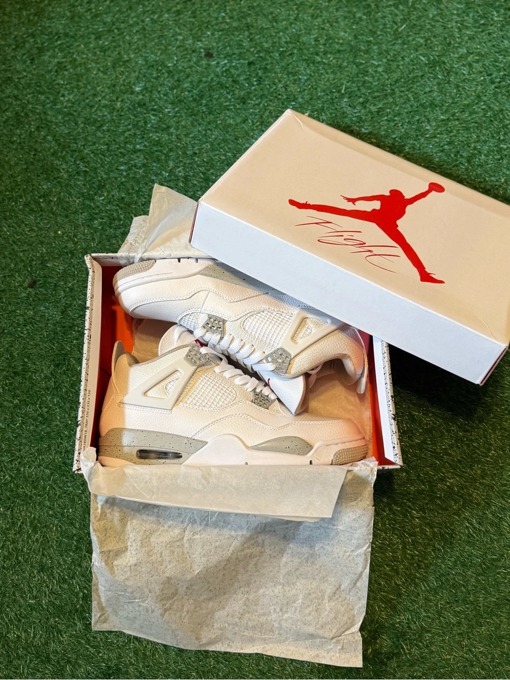 Air Jordan 4 Retro ‘White Oreo’